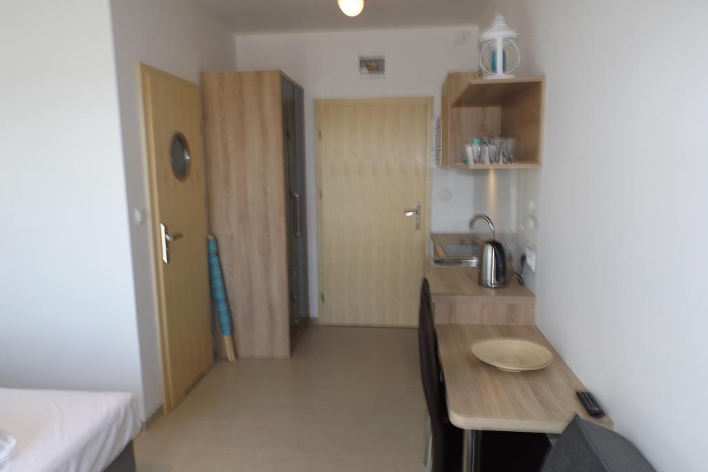 Apartment Port